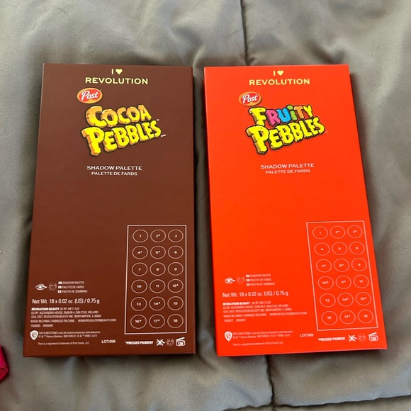 Fruity pebbles and cocoa pebbles eyeshadow palettes - Picture 8 of 14